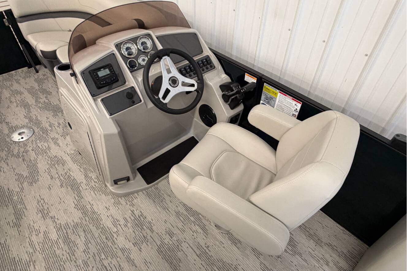 A photo of this 2026 Starcraft EX 20 Q DH