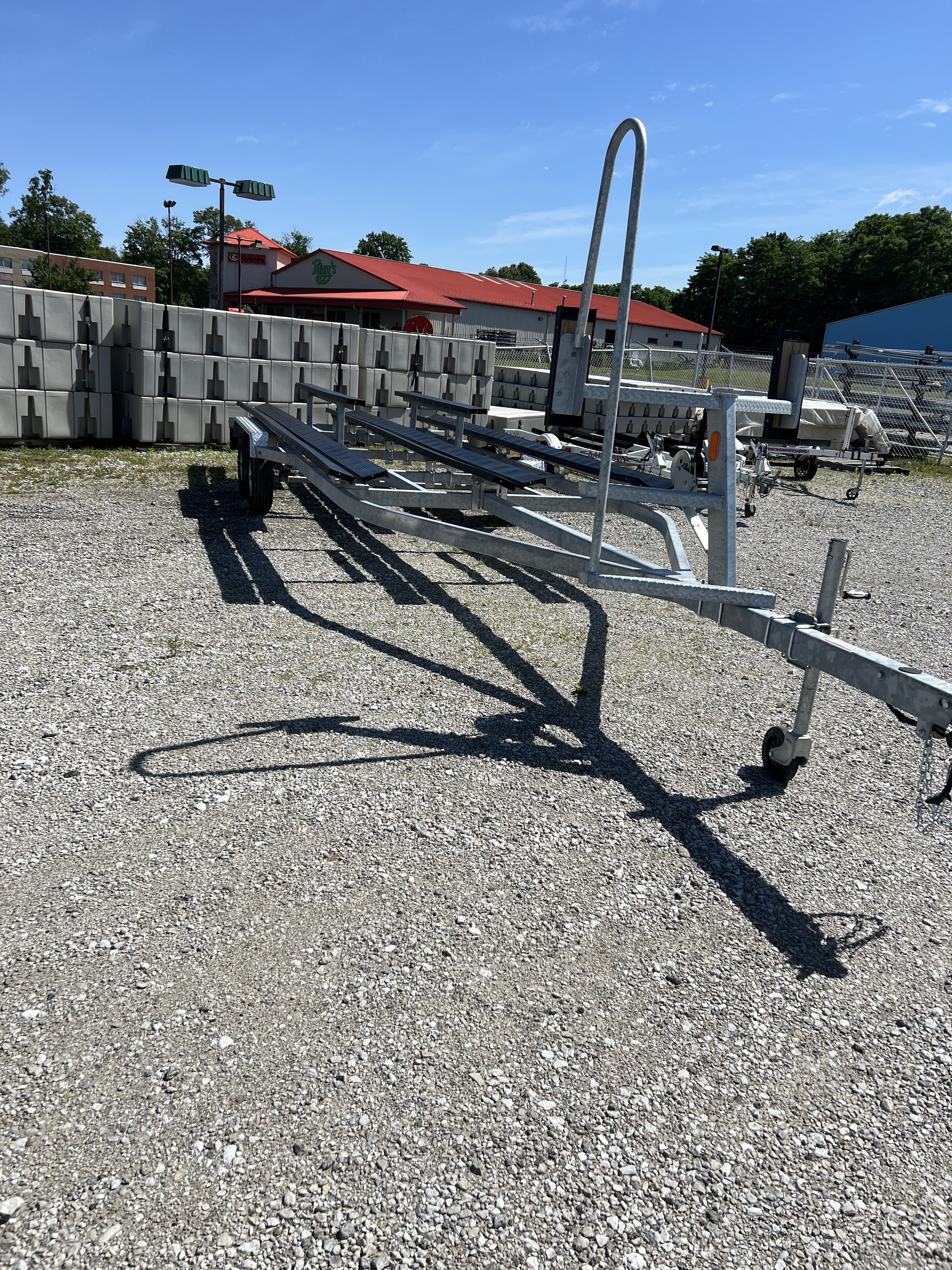 2026 Challenger Chassis 24 TRITOON FOR 22'-24' in la porte IN
