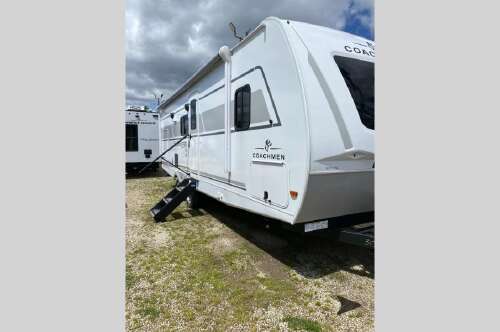 2026 Coachmen Rv Freedom Express Ultra Lite 252RBS in coldwater MI