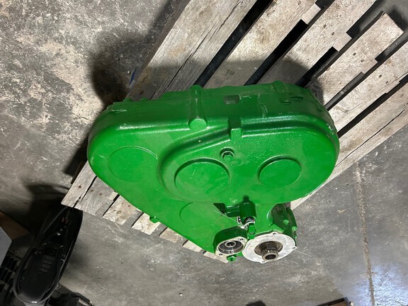 John Deere DE31814 MAIN GEARCASE in Assumption, IL