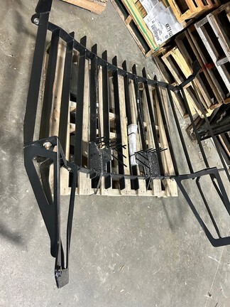 John Deere BYT11488 front window grille in Assumption, IL