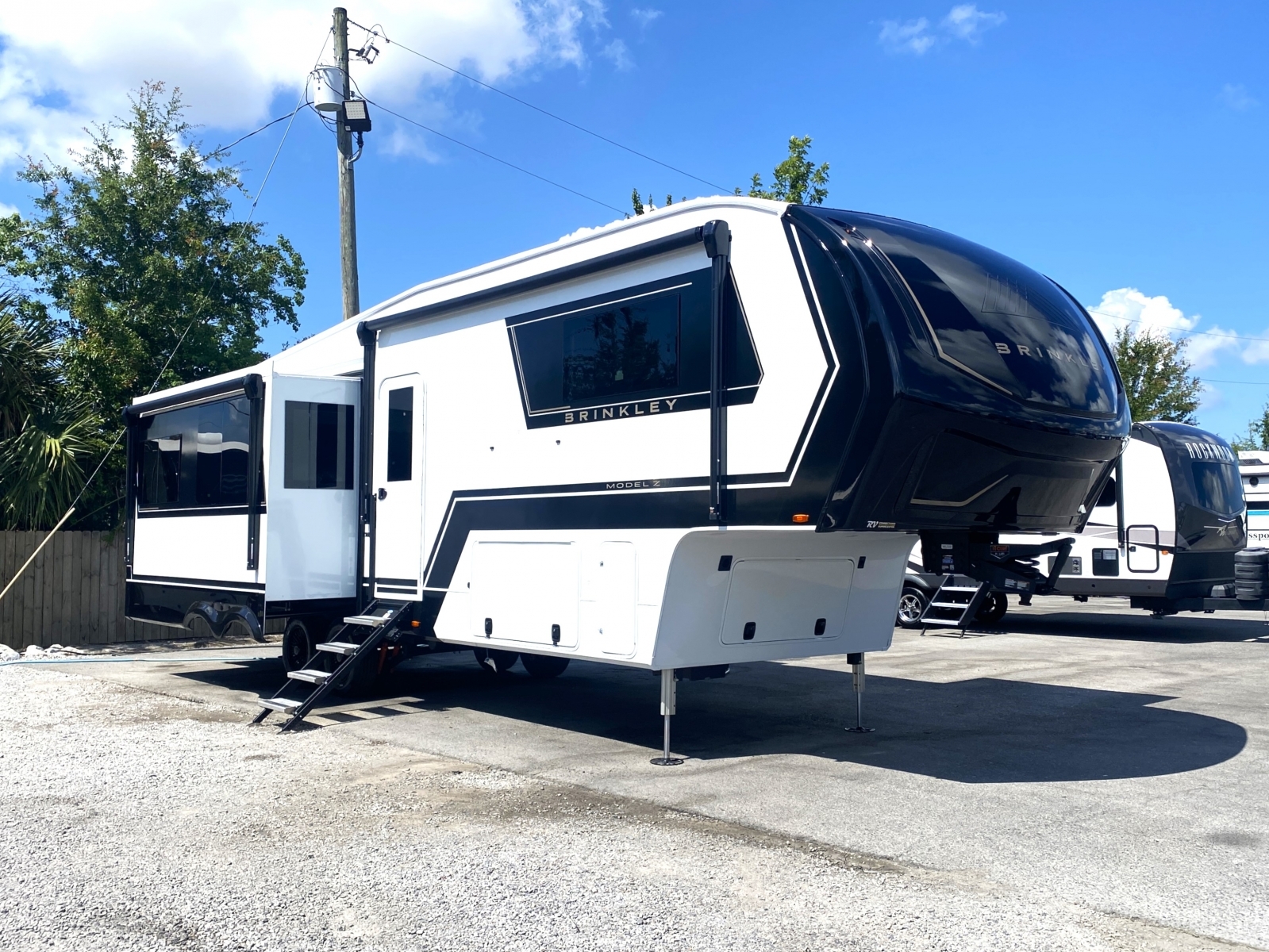 2027 Brinkley Model Z 3100 in panama city FL
