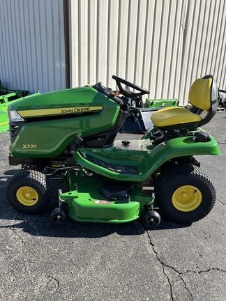 2026 John Deere X330 in Wilmington, OH