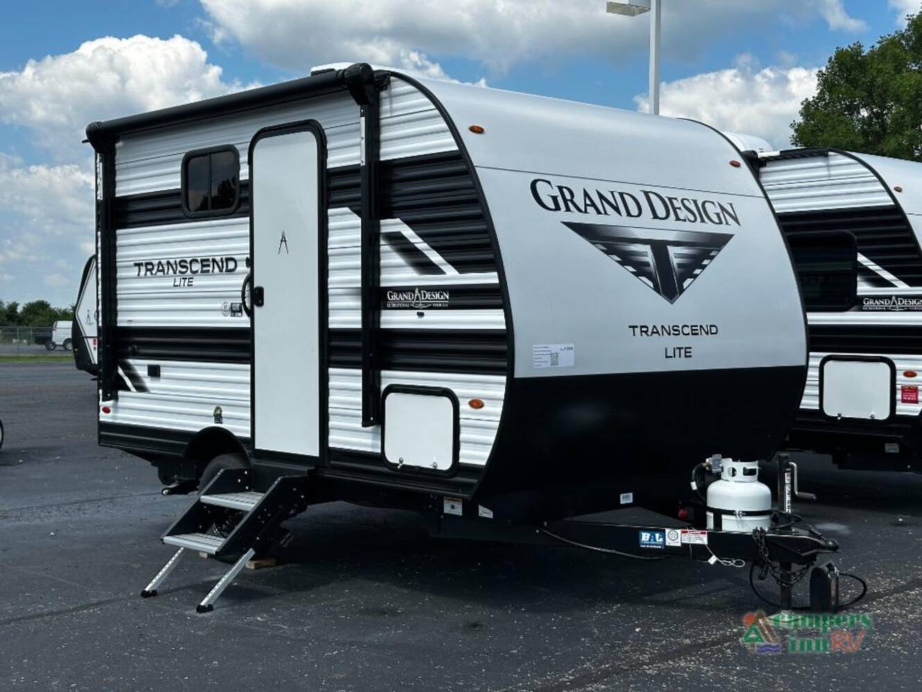 A photo of this 2027 Grand Design Transcend Lite 121RBL