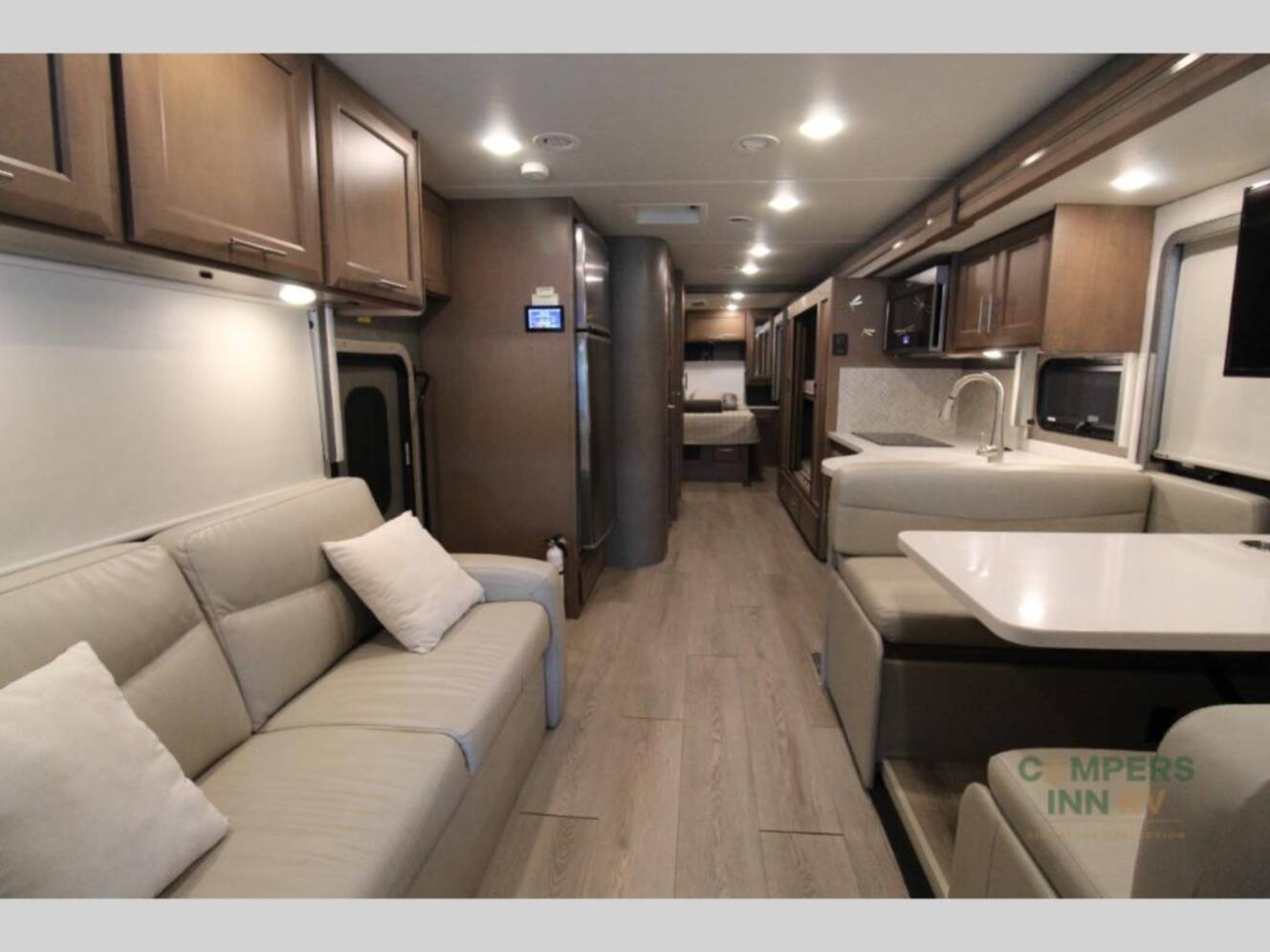 A photo of this 2022 Thor Motor Coach Palazzo 33.5