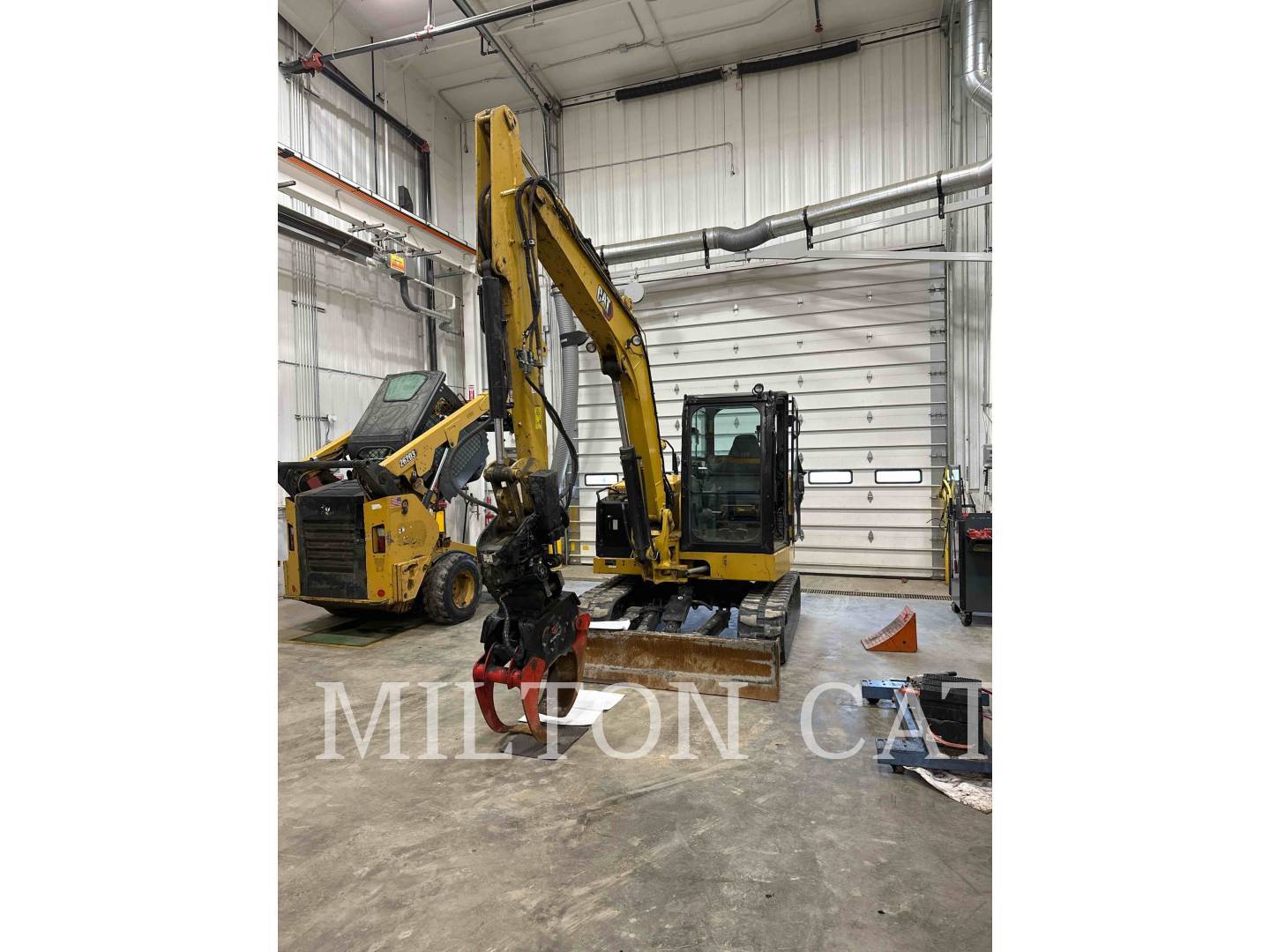 2021 CAT 306 in Richmond, VT