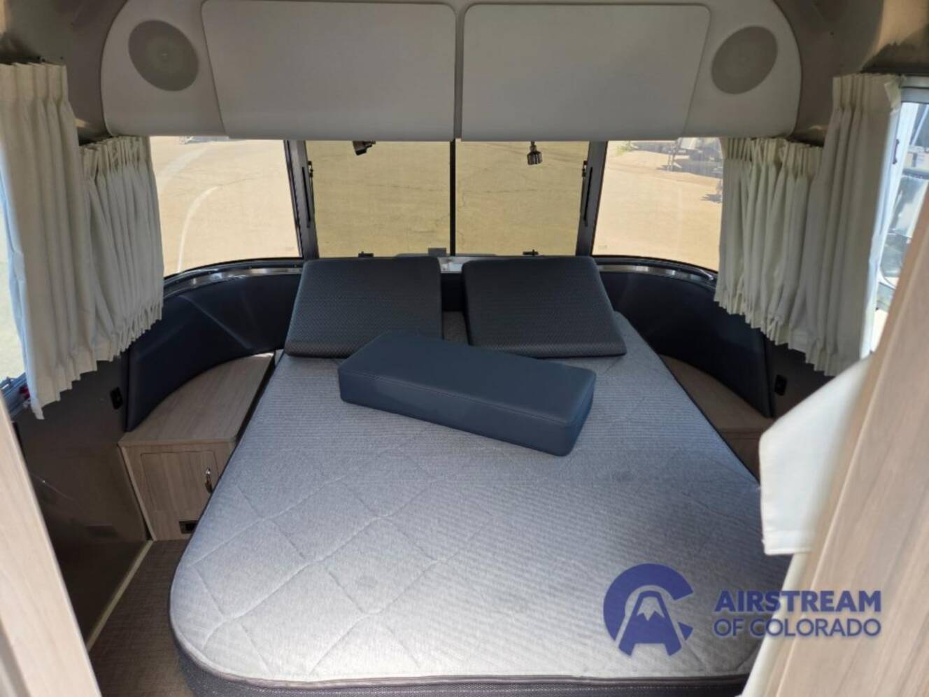A photo of this 2022 Airstream Globetrotter 27FB Queen