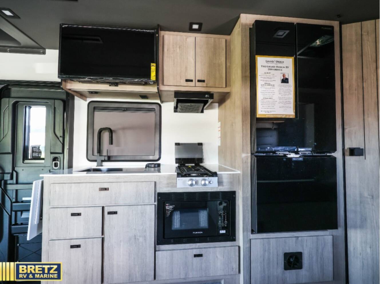 A photo of this 2026 Grand Design Lineage Series M 25FW