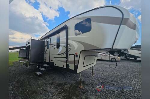 2017 Keystone Rv Cougar X-Lite 28RKS in bath PA