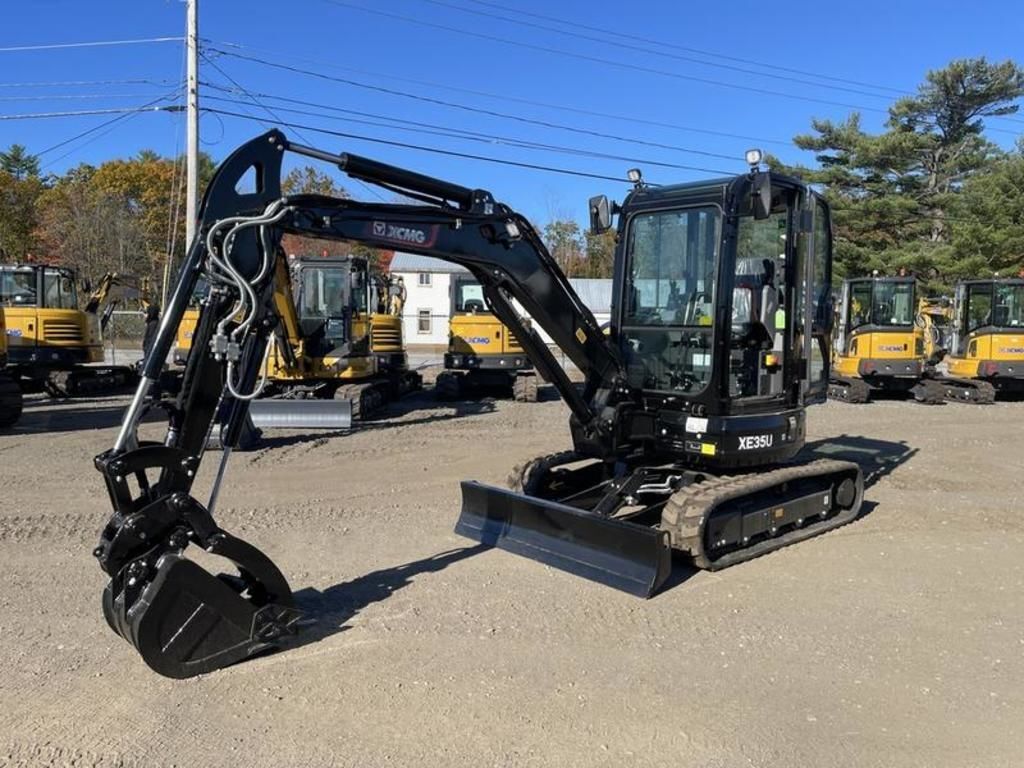 2025 XCMG XE35U Blackout Edition w/24.4 HP, 9.8k lbs, HVAC Cab in Orono, ME