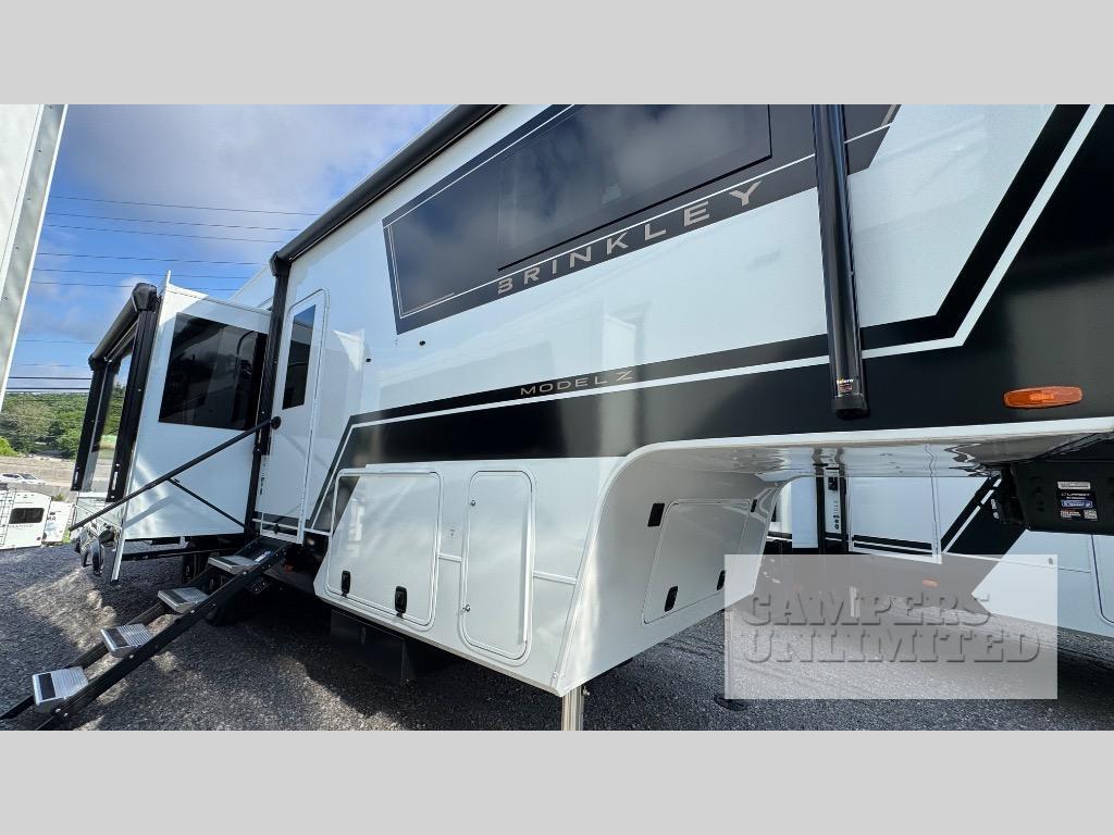 2027 Brinkley Model Z 3210 in ooltewah TN