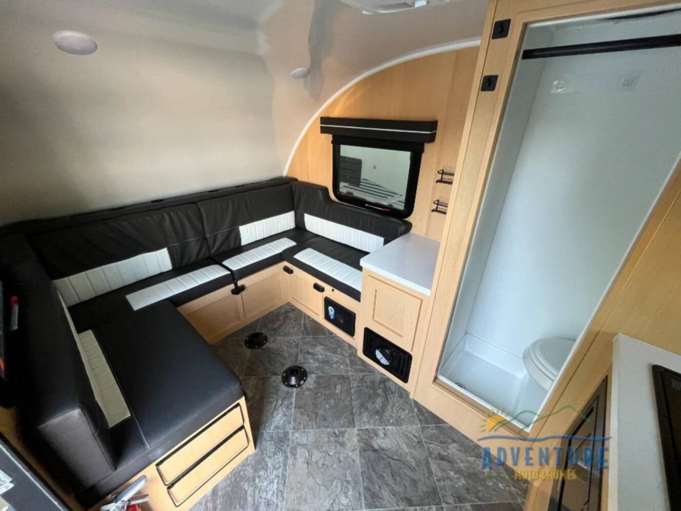 A photo of this 2024 Modern Buggy Rv Big Buggy BB12