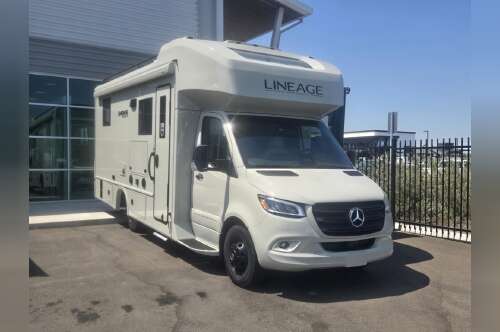 2027 Grand Design Lineage Series M 25FW in ripon CA