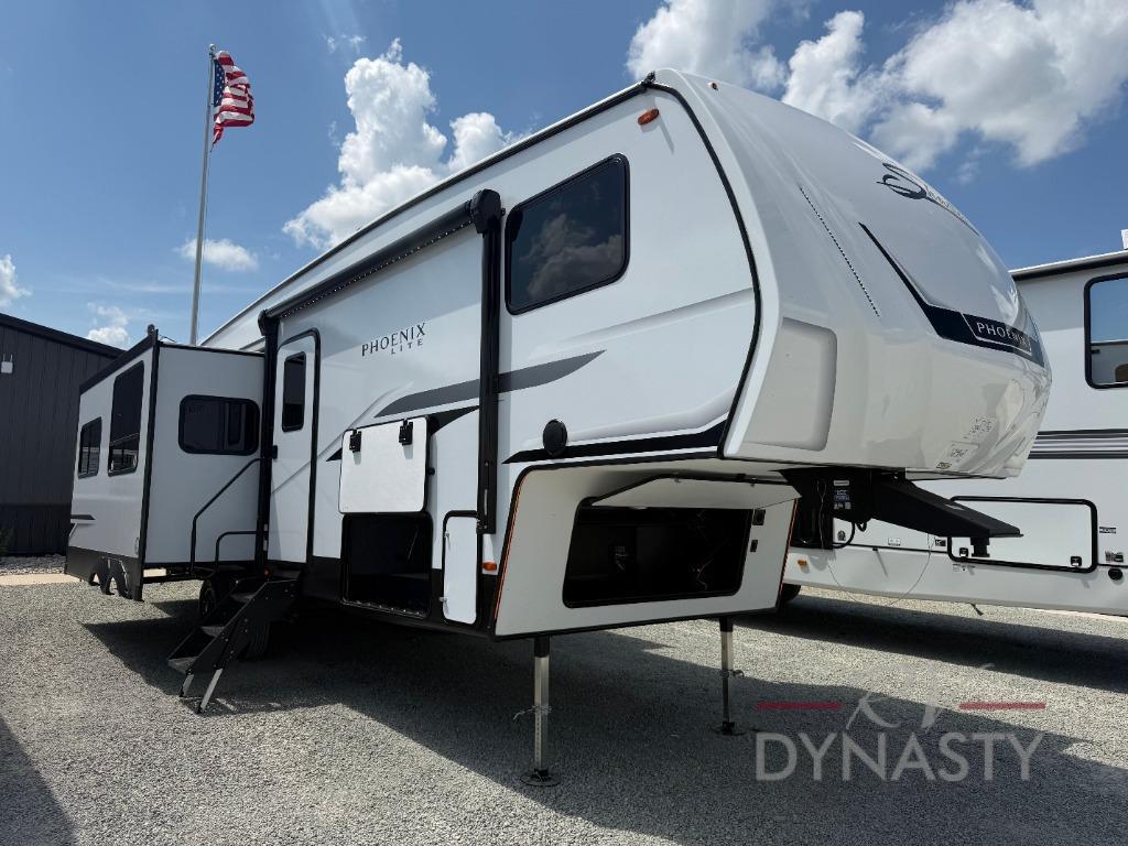 2027 Shasta Rvs Phoenix Lite 30RLS in bunker hill IN