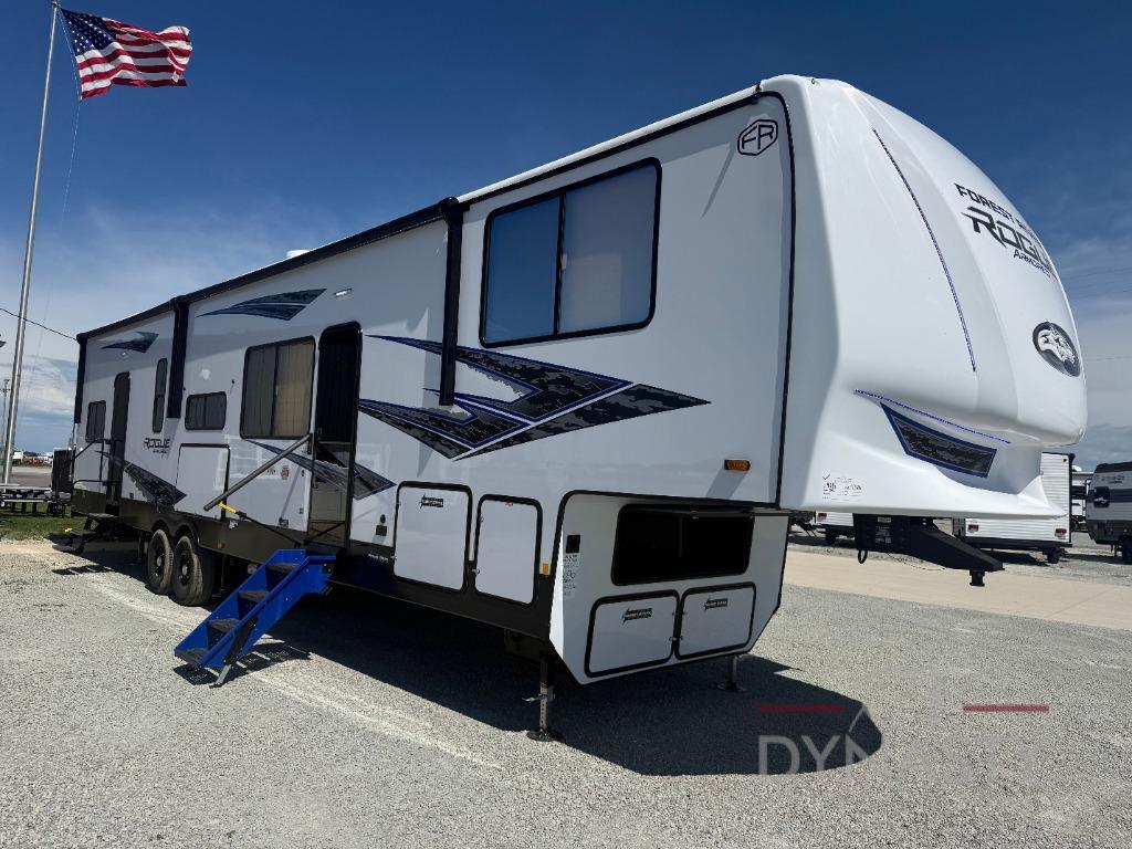 2027 Forest River Rv Vengeance Rogue Armored 4015 in bunker hill IN