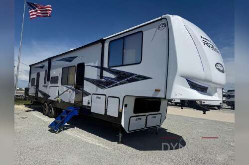 2027 Forest River Rv Vengeance Rogue Armored 4015 in bunker hill IN