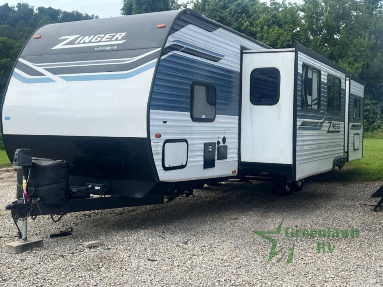 A photo of this 2023 Crossroads Rv Zinger ZR320FB