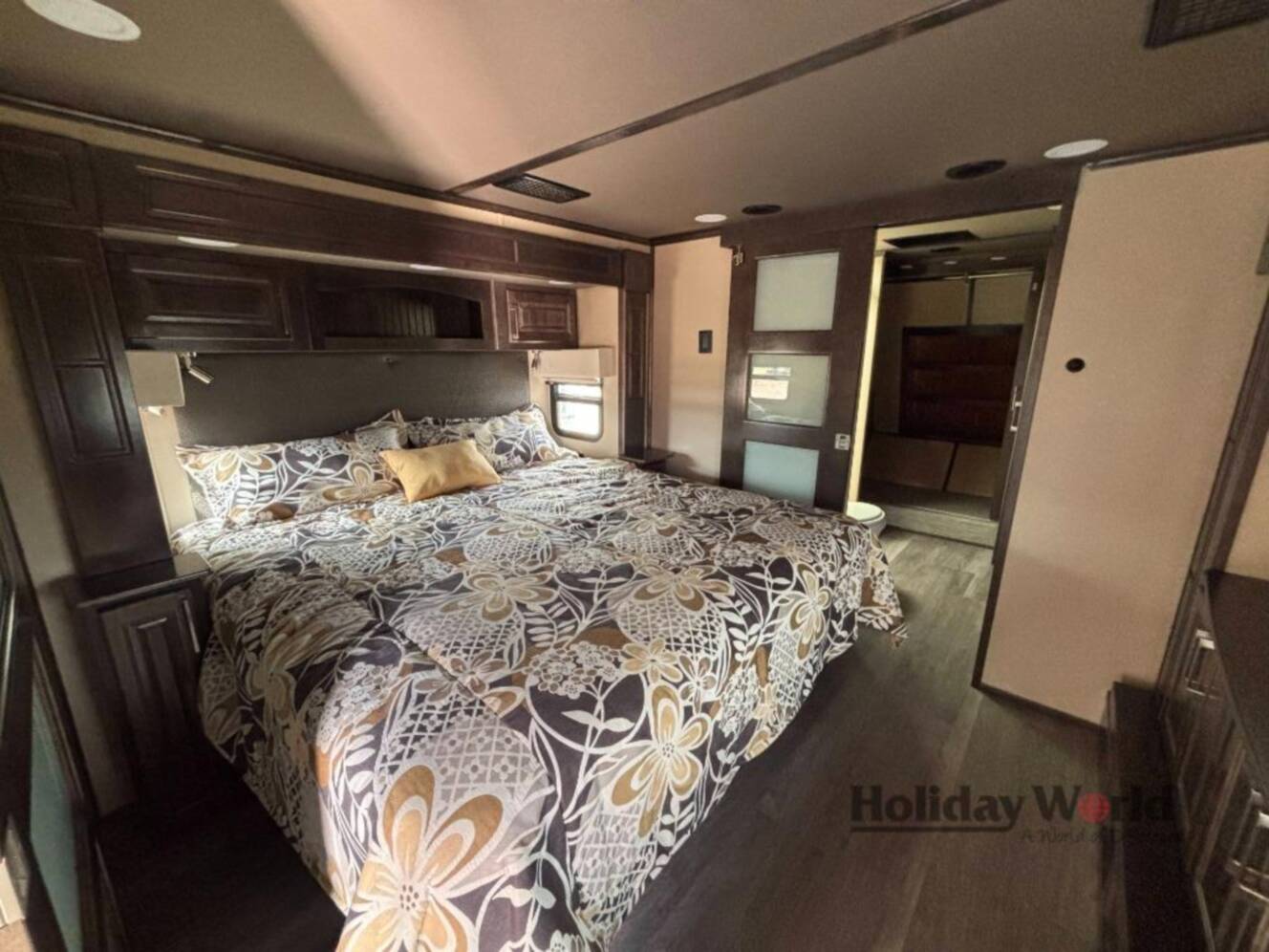 A photo of this 2025 Luxe By The Rv Factory ELITE 39FB