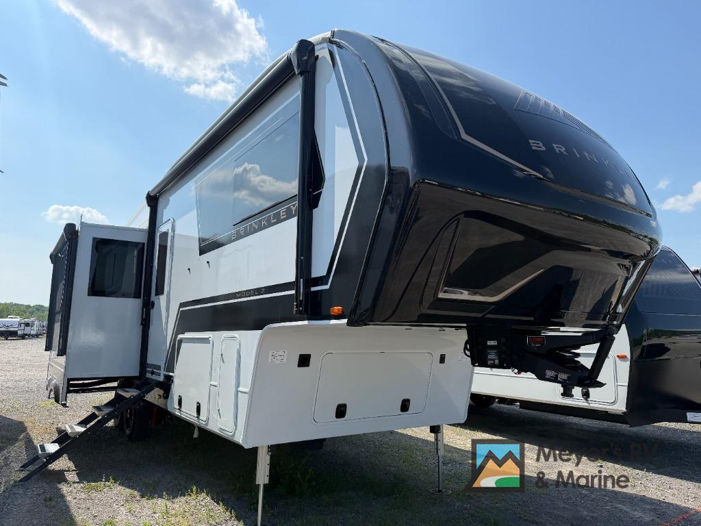 2027 Brinkley Model Z 3110 in cicero NY