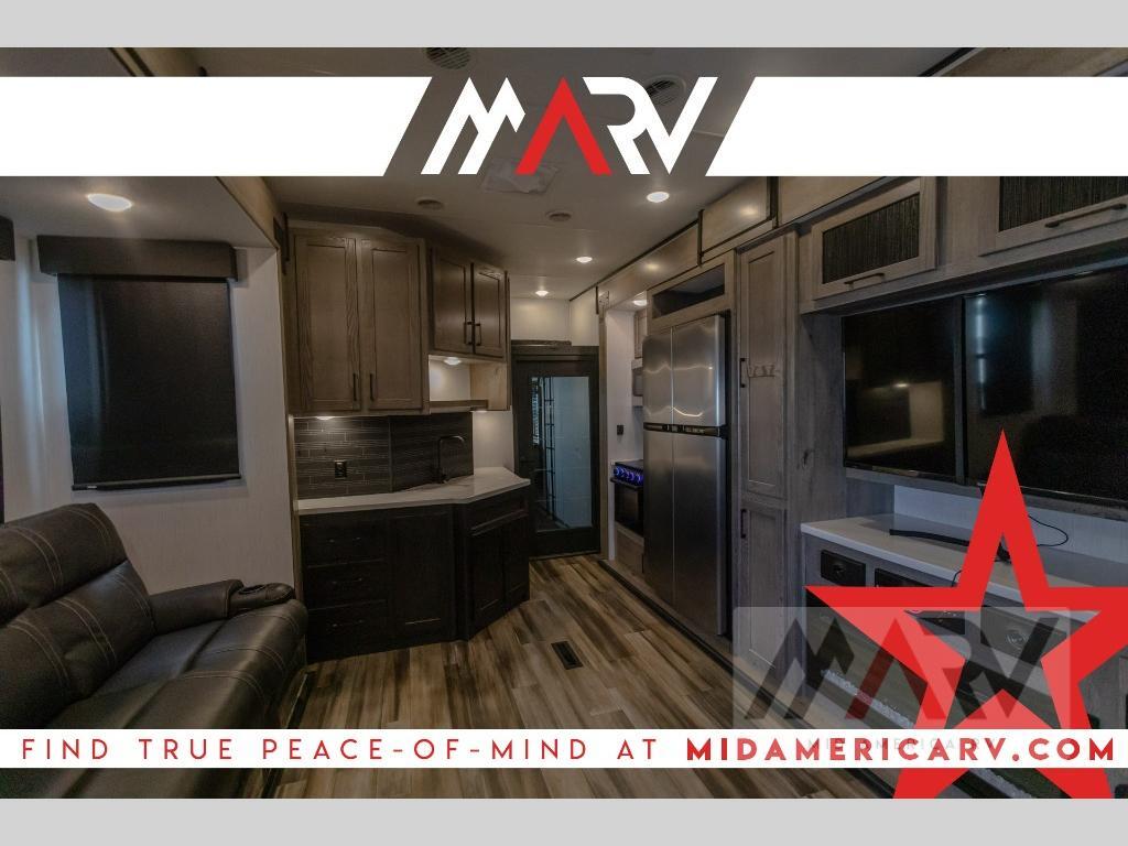 2021 Heartland Road Warrior 391 391RW in carthage MO