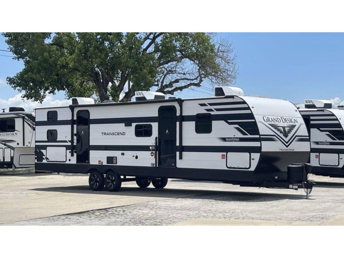 A photo of this 2027 Grand Design Transcend 325BHT