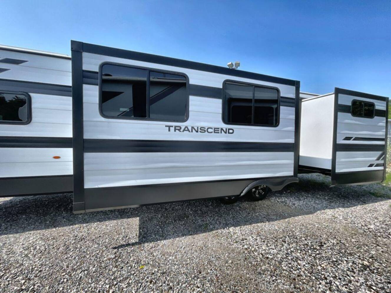 A photo of this 2027 Grand Design Transcend 325BHT