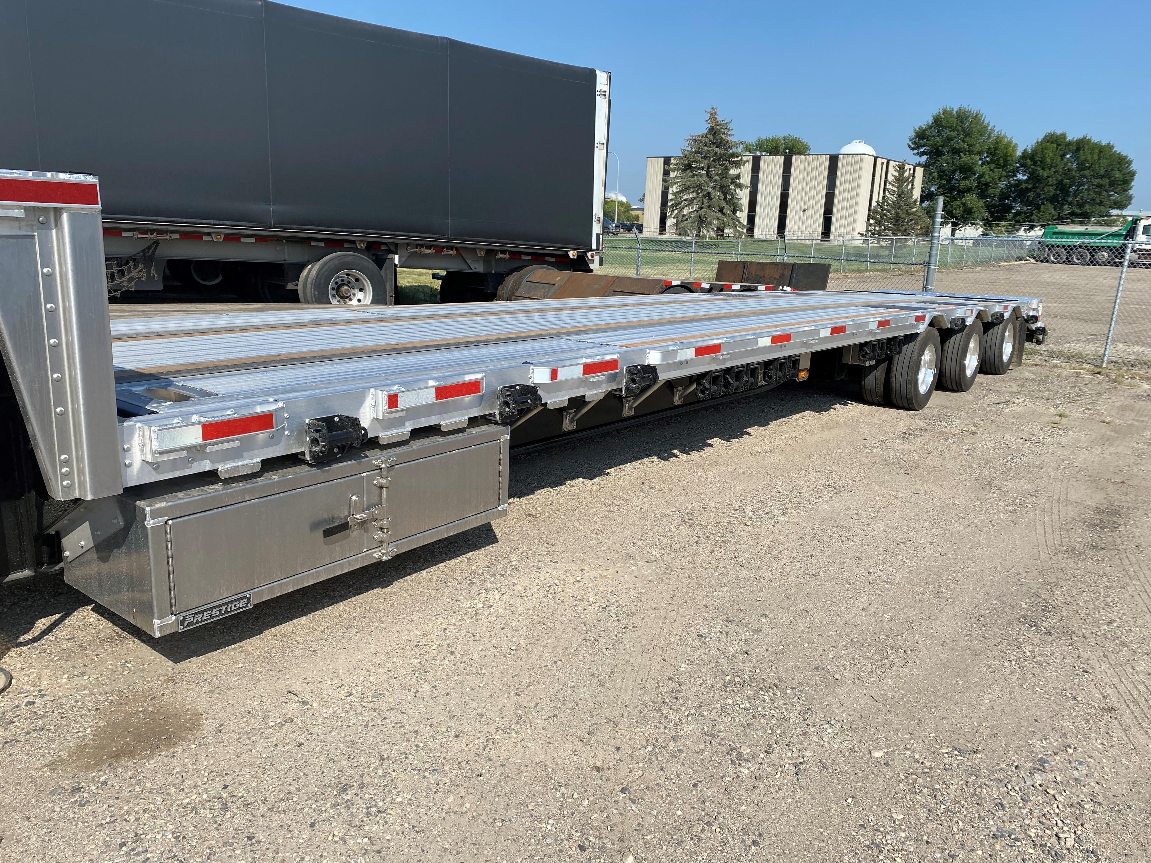2025 PRESTIGE STEP DECK in Fargo, ND