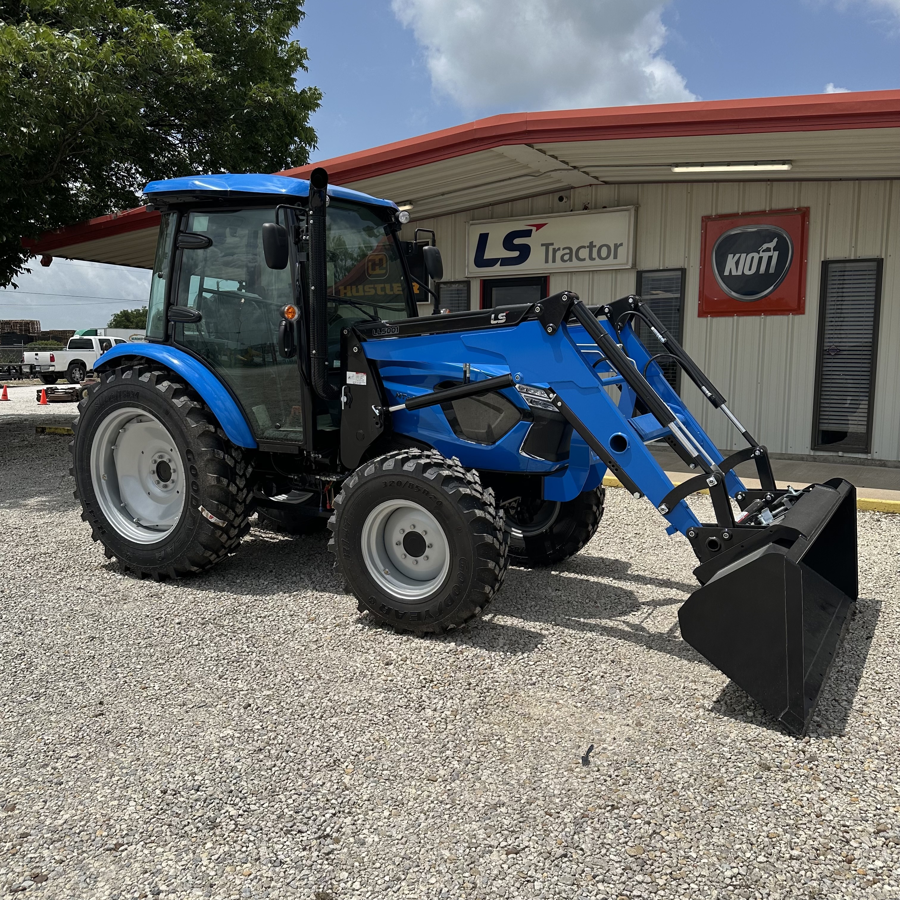 LS Tractor MT473CPS in Alvarado, TX