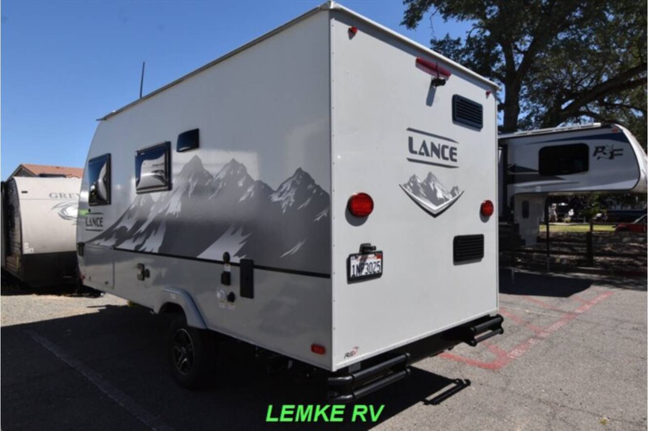 A photo of this 2021 Lance 1475