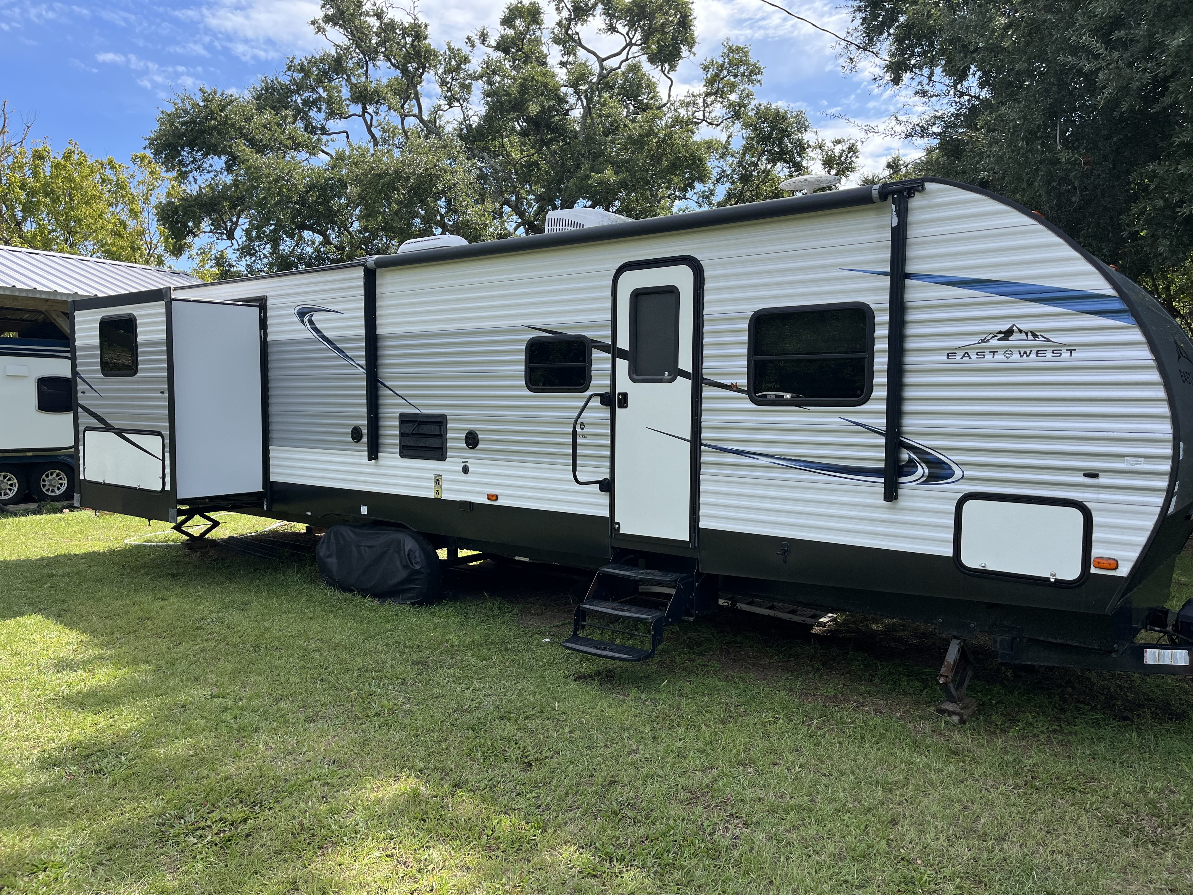 2019 East To West DELLA TERRA 31 K3S RV