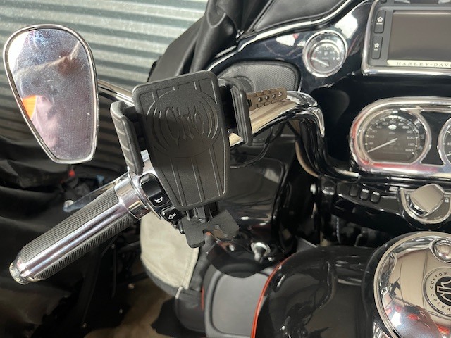 2015 Harley-Davidson ROAD GLIDE CVO ULTRA in cincinnati OH