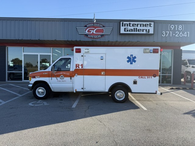 1993 FORD ECONOLINE in Collinsville, OK