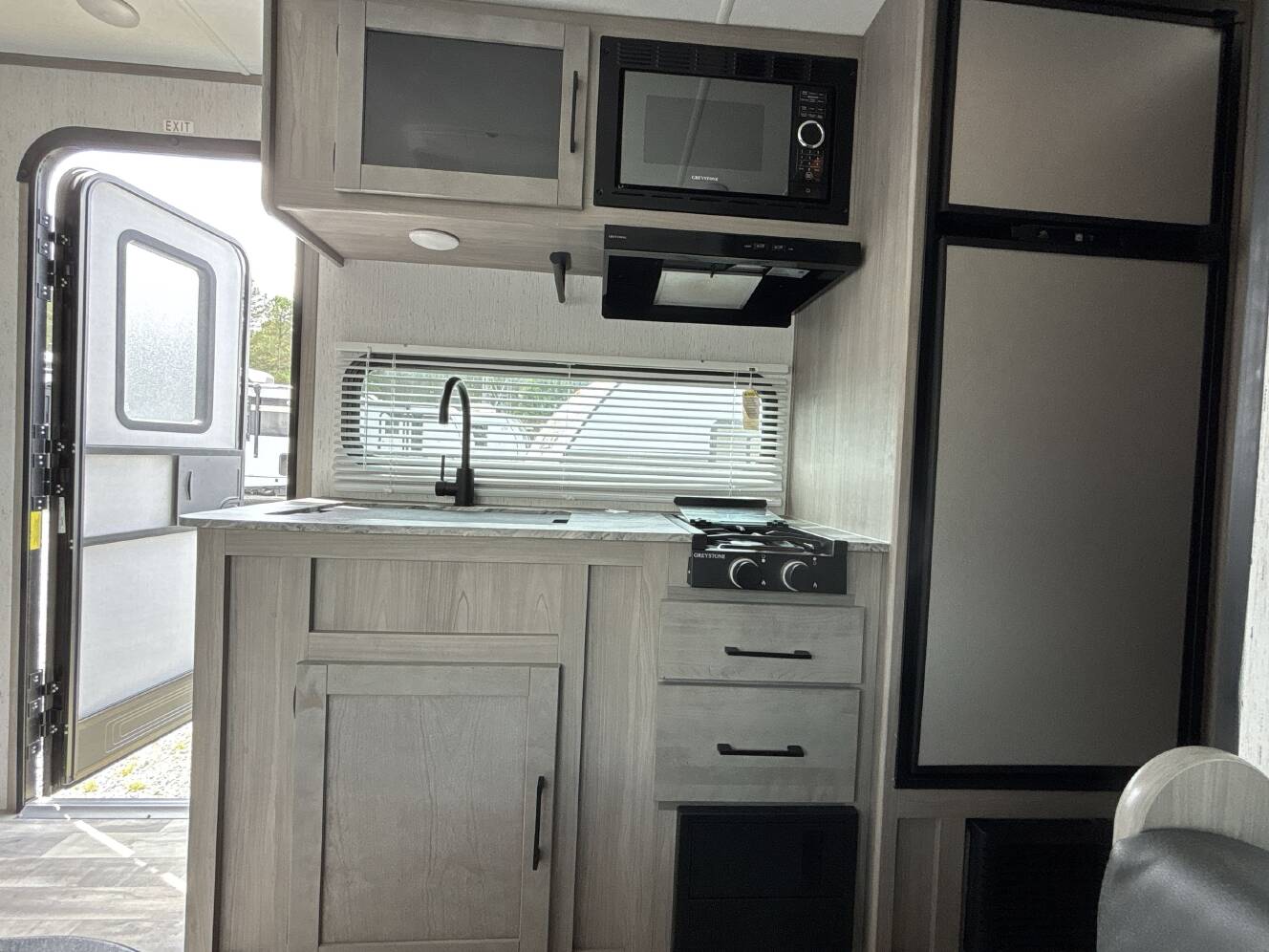 A photo of this 2022 Dutchmen KODIAK CUB 175BH