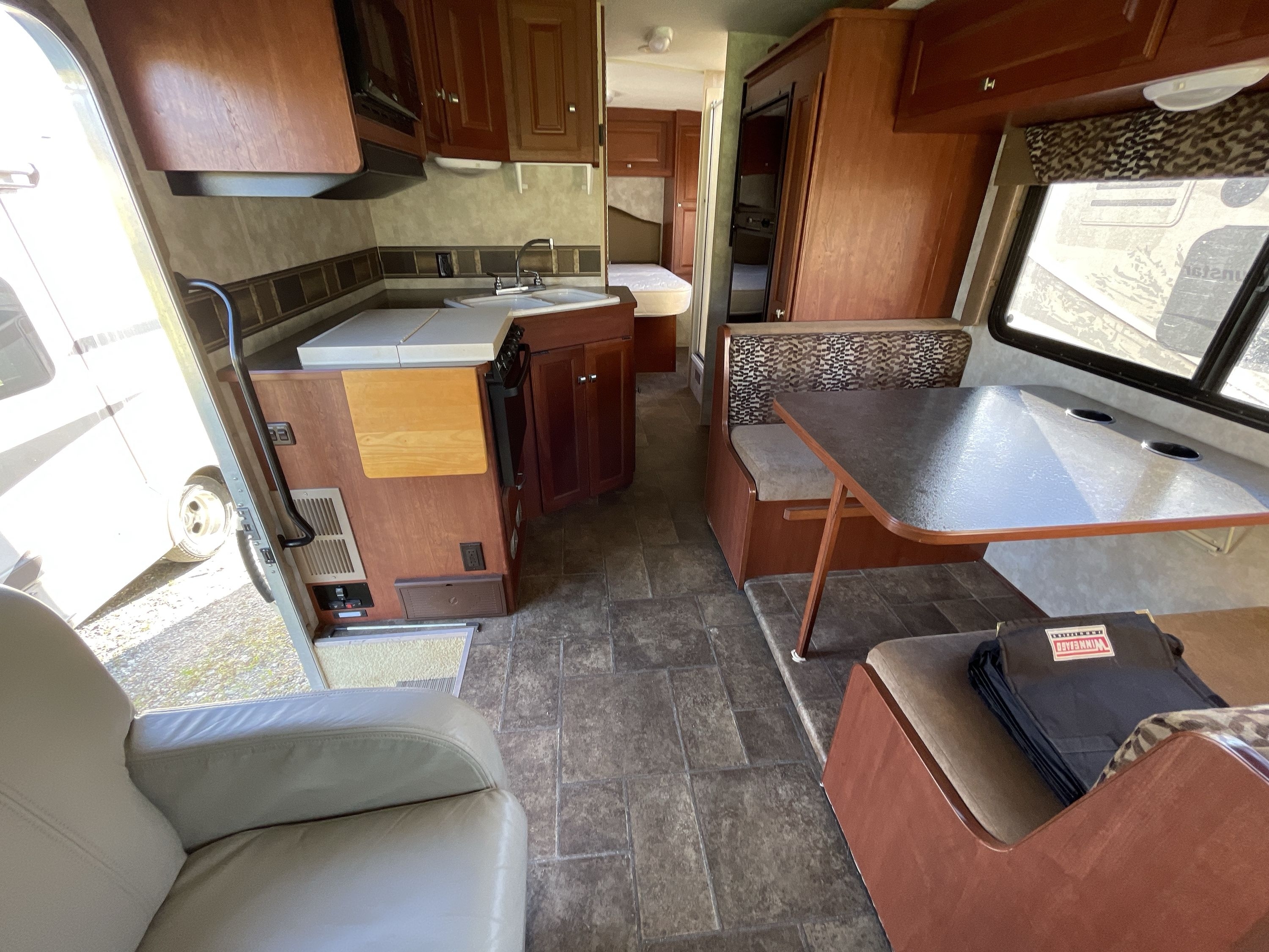 2013 Itasca SUNSTAR 26HE in windham ME