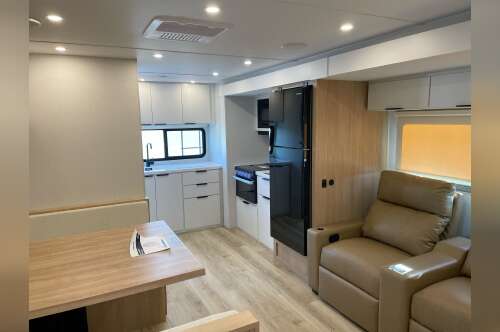 2026 Winnebago THRIVE 22MLS in wichita KS