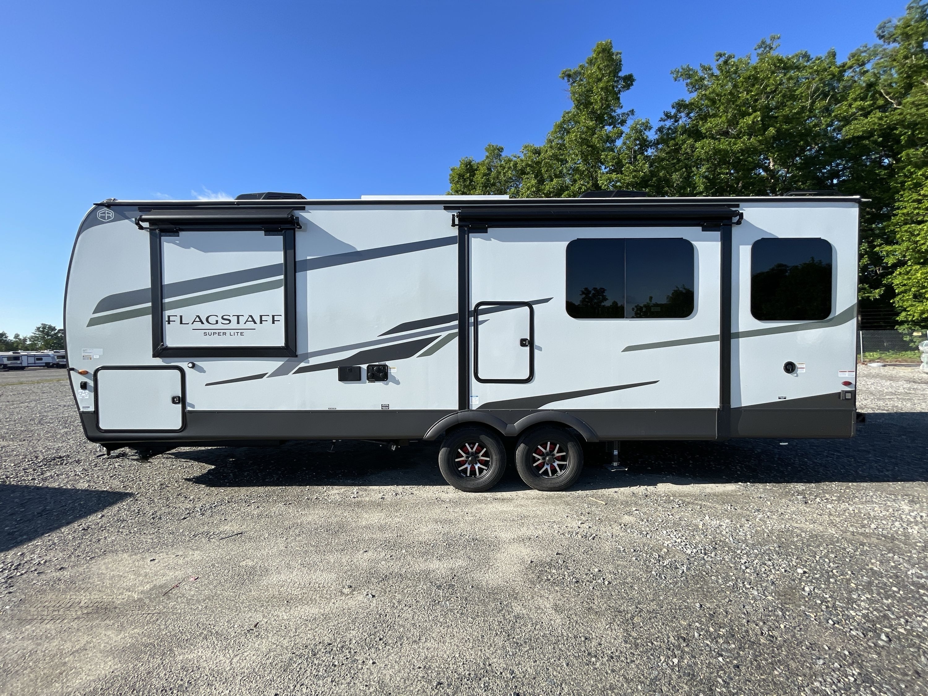 2026 Forest River FLAGSTAFF SUPER LITE 26SRD in thornburg VA