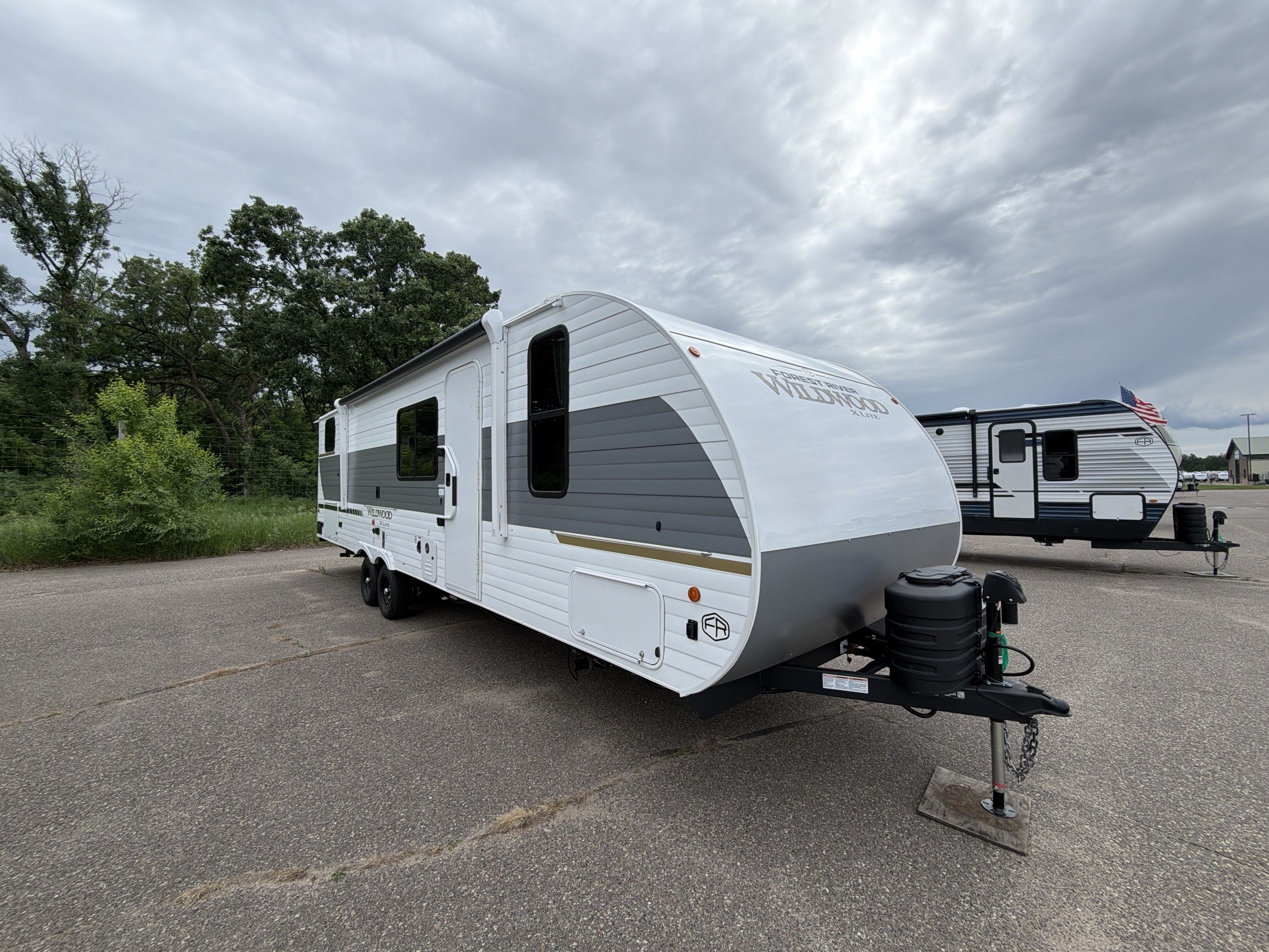 2027 Forest River WILDWOOD X-LITE 273QBXL in little falls MN