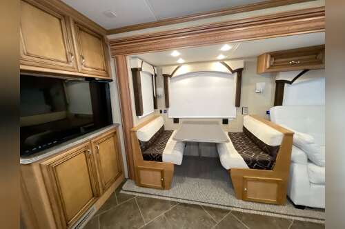 2014 Newmar VENTANA LE 3433 in lincoln NE