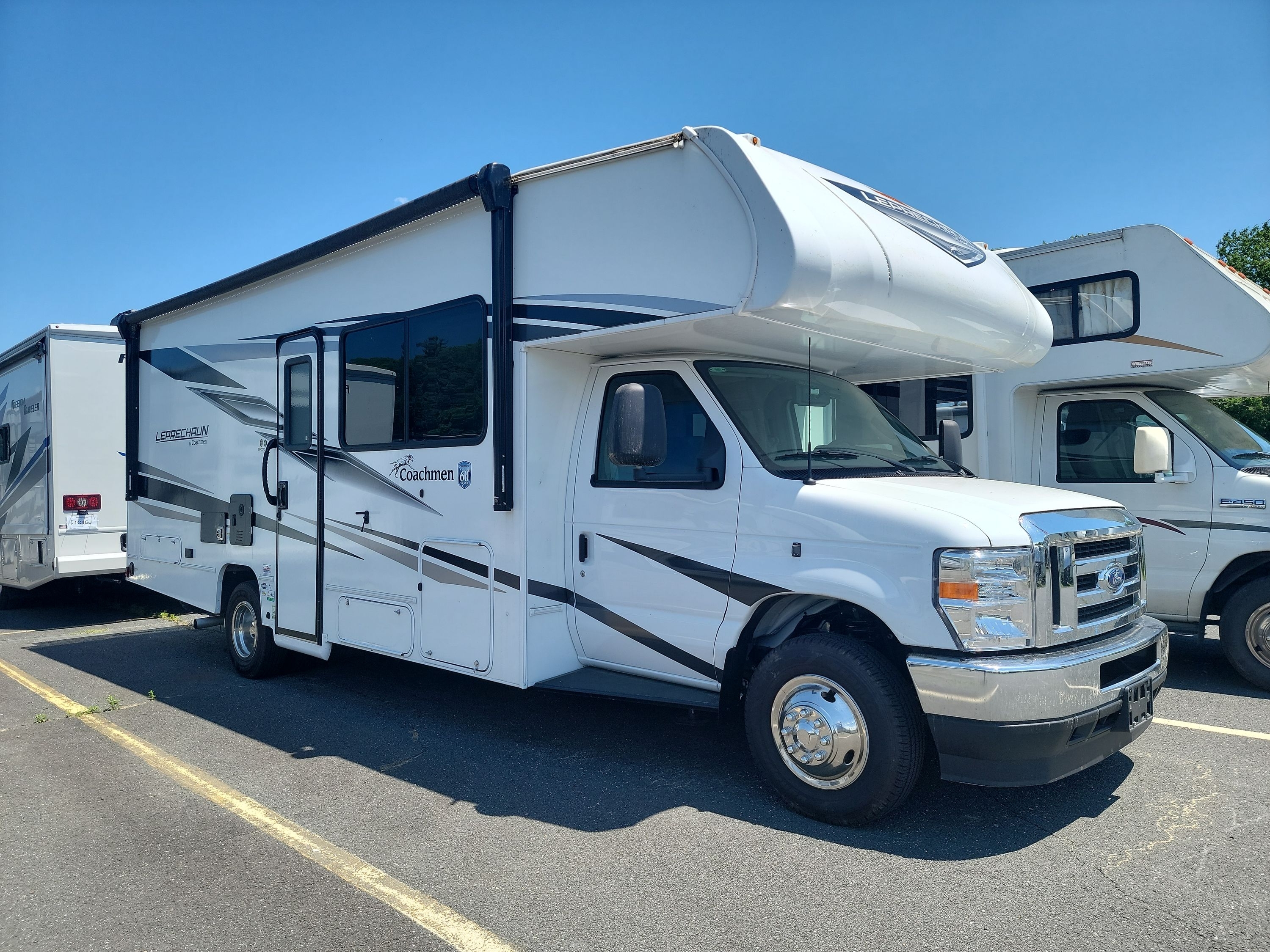 2025 Coachmen LEPRECHAUN 260DS RV