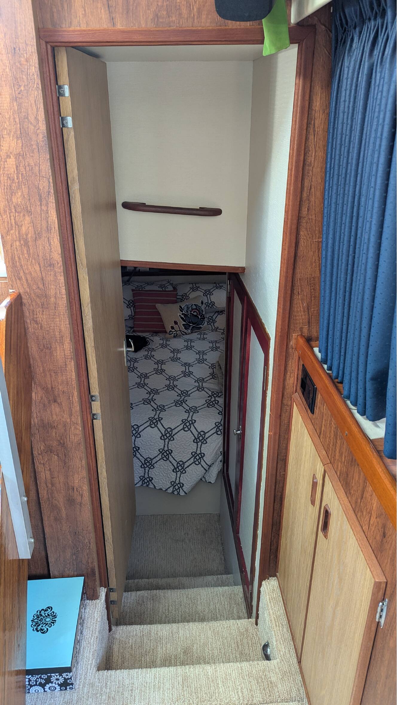 A photo of this 1975 Bertram 42 Motoryacht