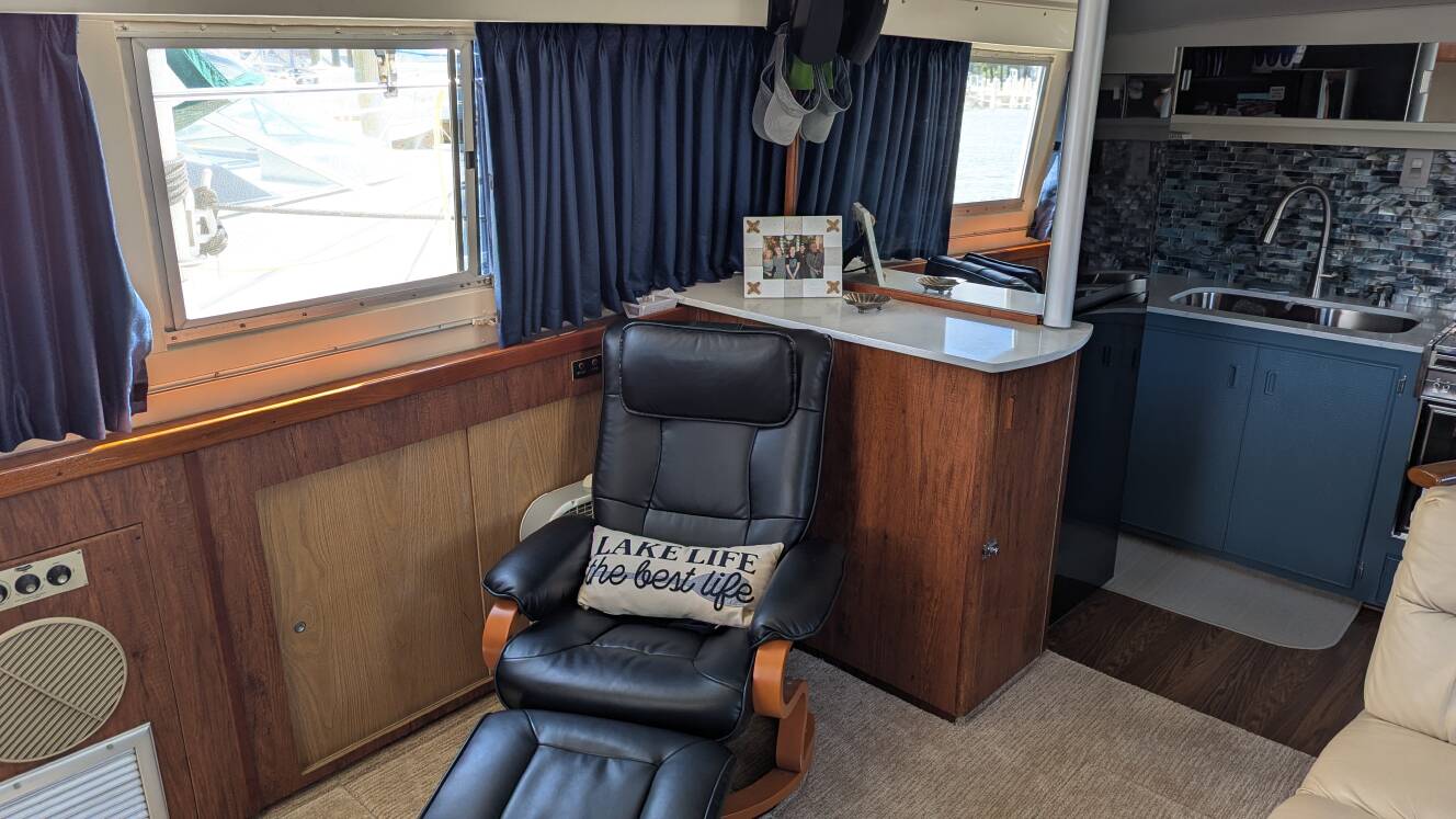 A photo of this 1975 Bertram 42 Motoryacht