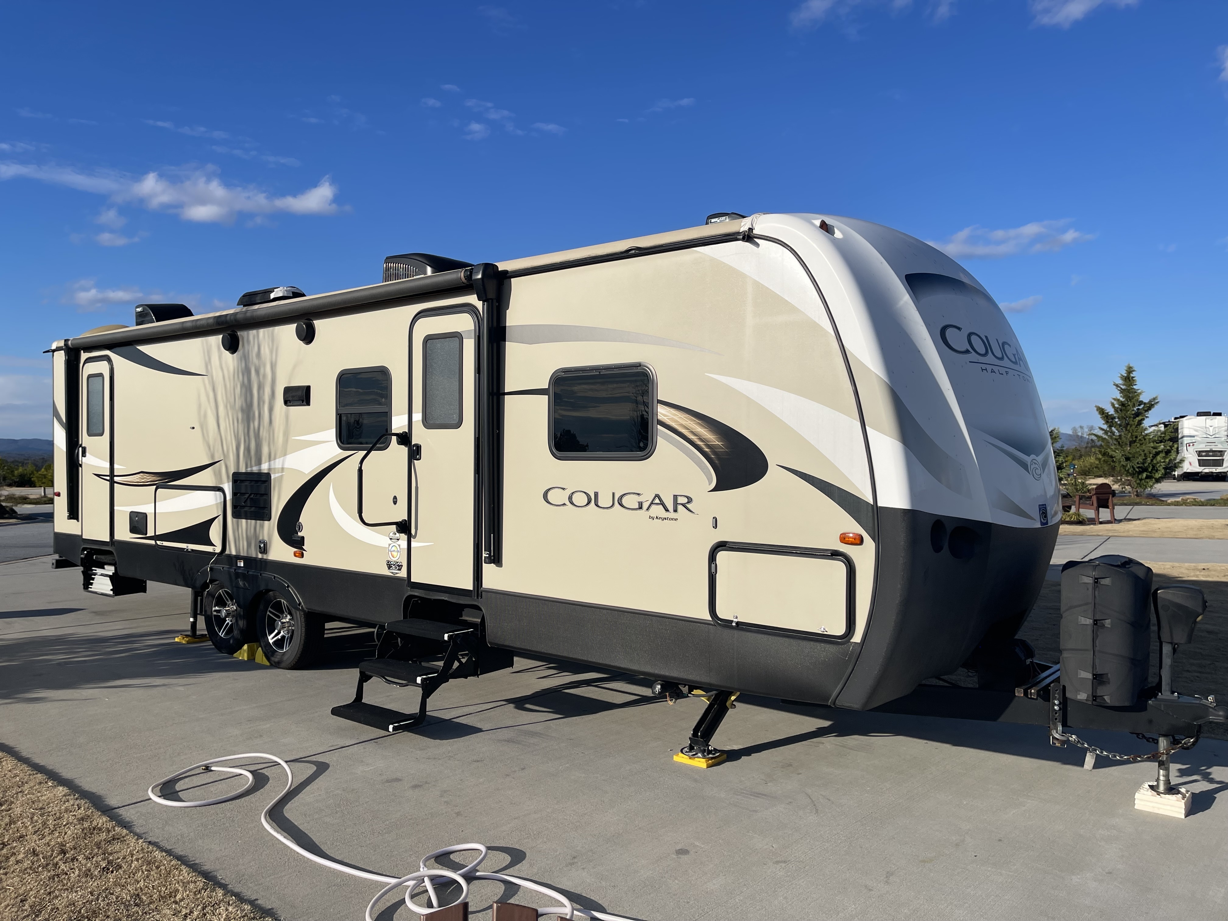 2019 Keystone COUGAR HALF-TON 29BHS RV