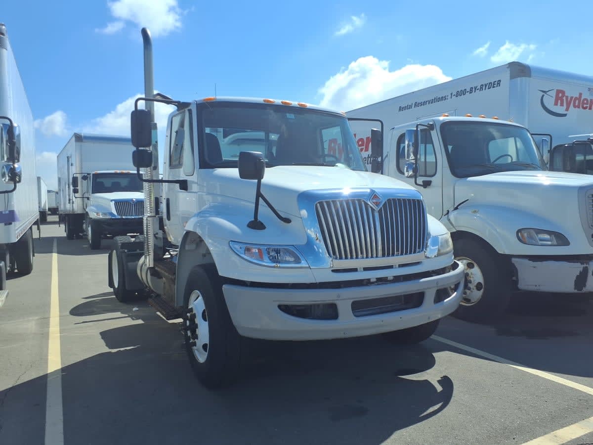 2018 INTERNATIONAL 4400 in Taylor, MI