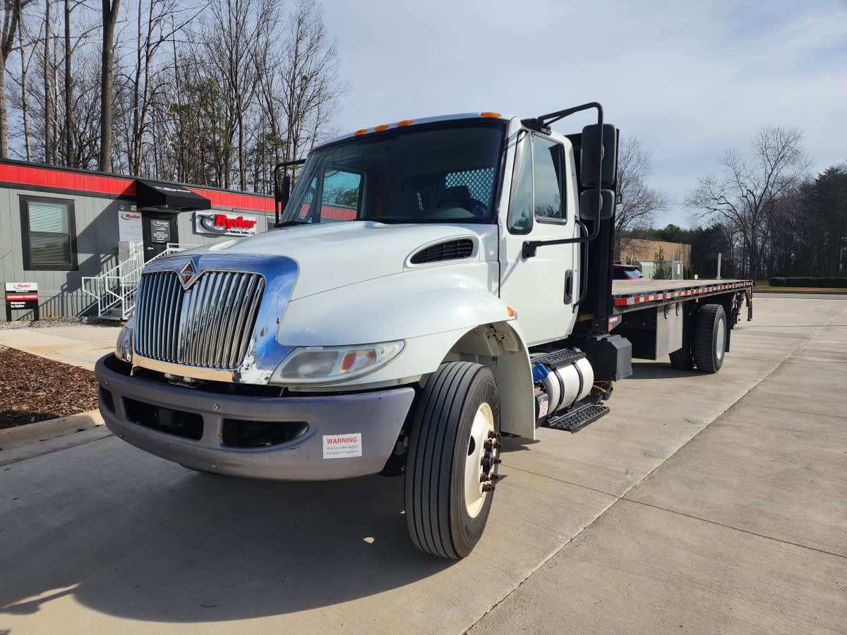 2019 INTERNATIONAL 4300 in Greensboro, NC