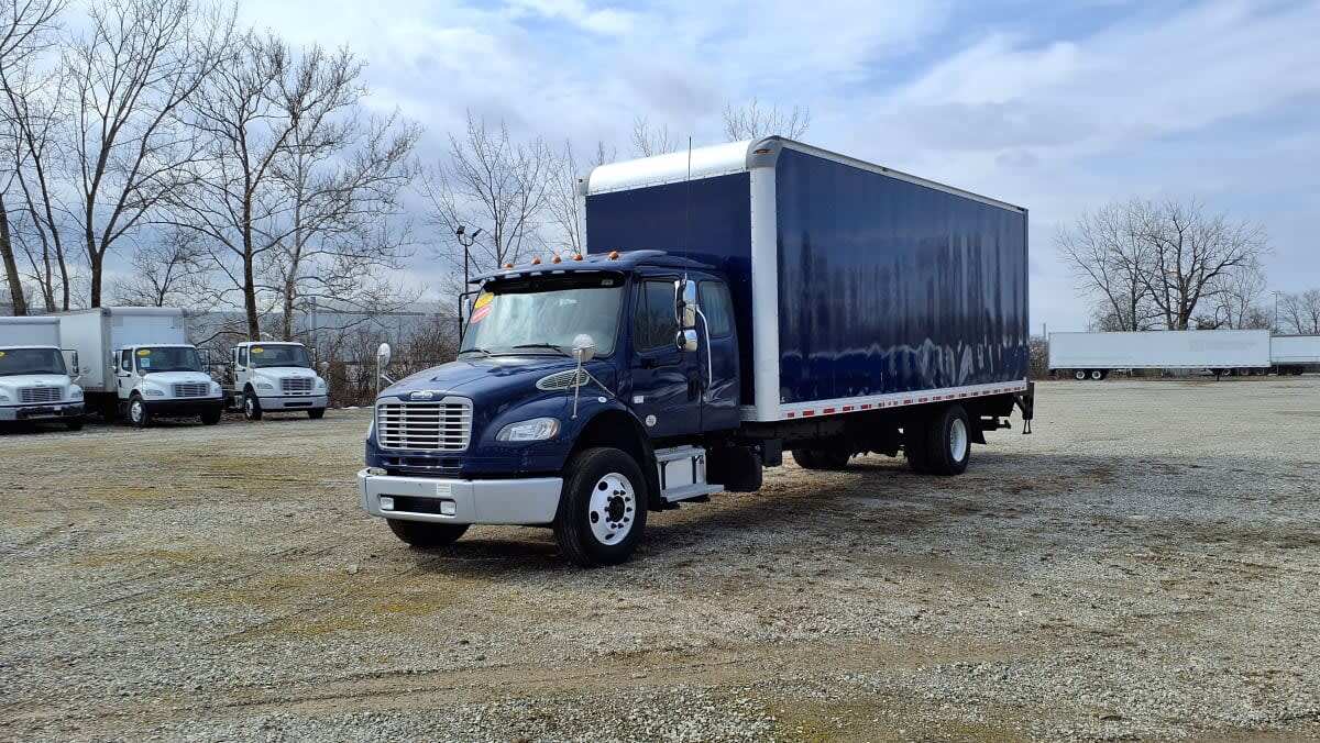 2021 FREIGHTLINER BUSINESS CLASS M2 106 in Cincinnati, OH