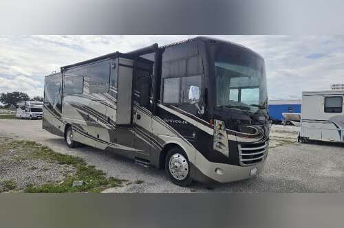 2015 Thor Motor Coach CHALLENGER in sebring FL