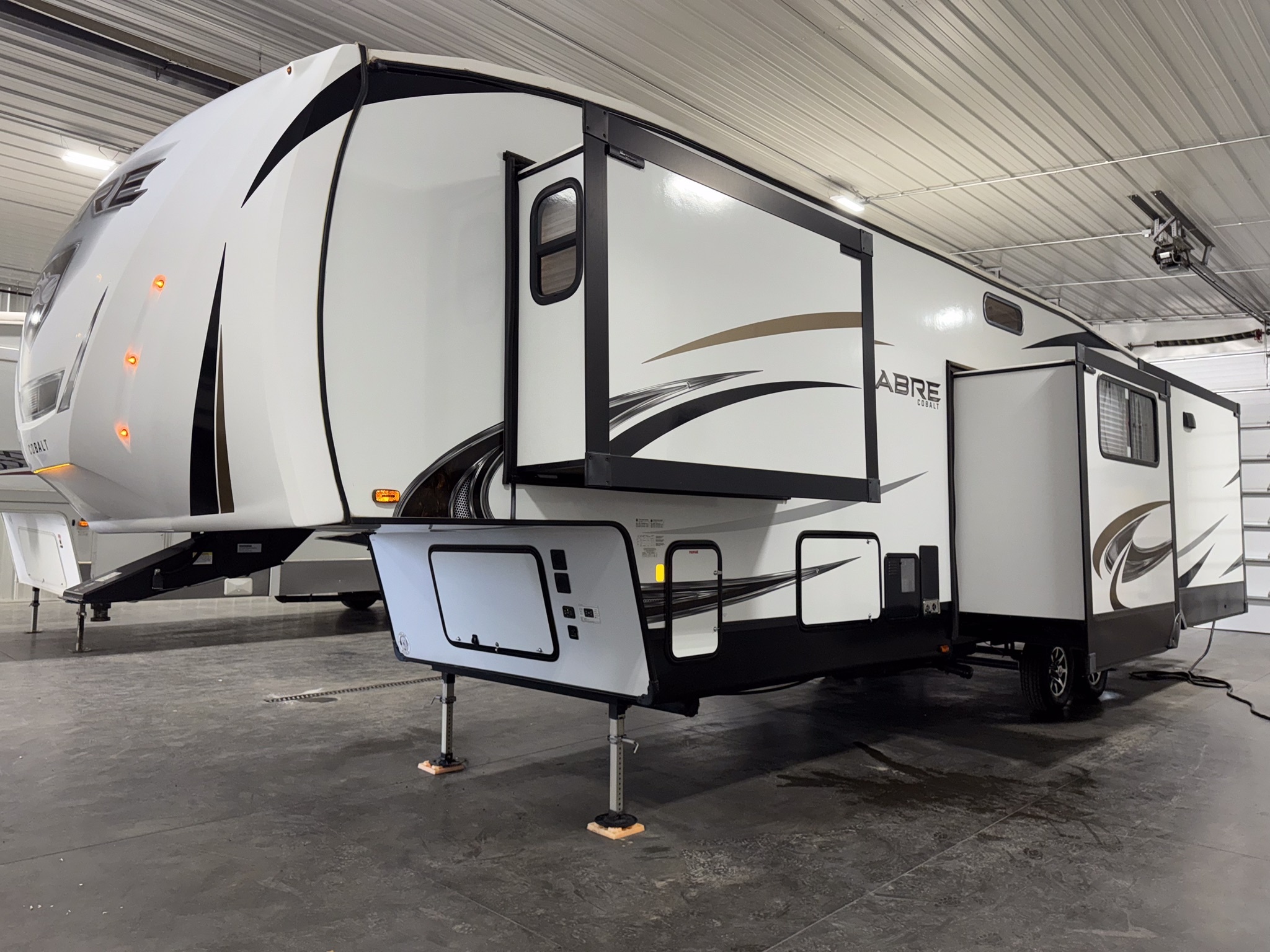 2022 Forest River Sabre 36BHQ in evansville WY
