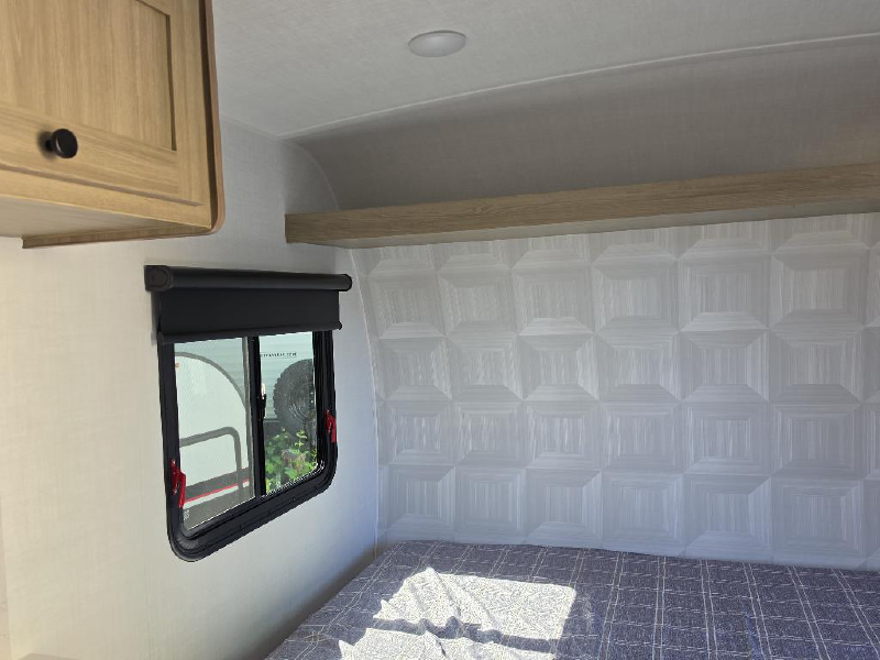 2027 FOREST RIVER 13DLE