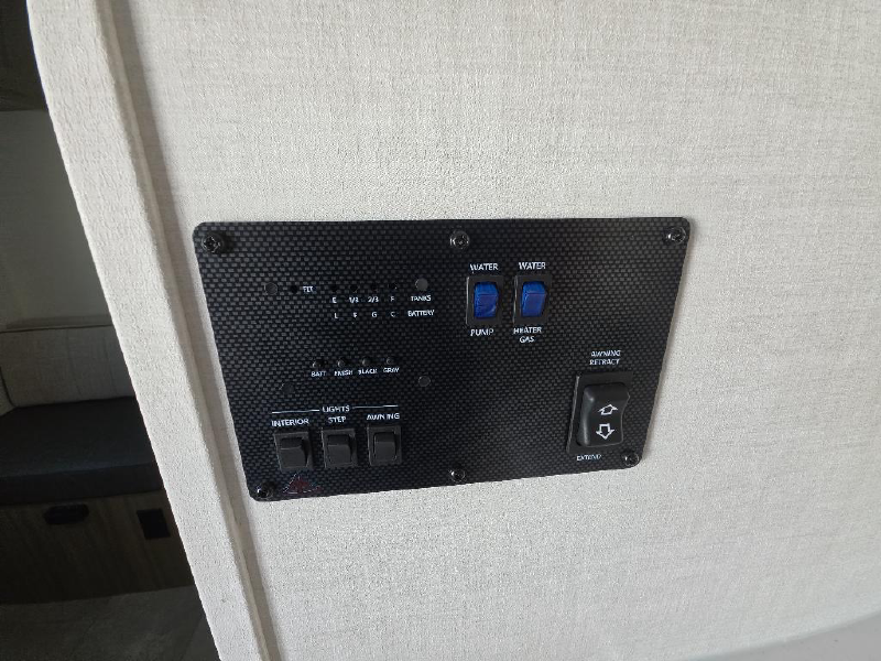 2027 FOREST RIVER 13DLE