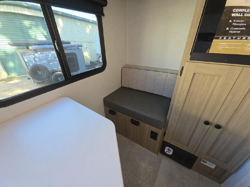 2027 FOREST RIVER 13DLE